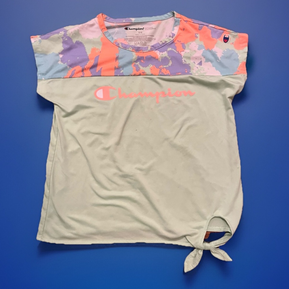 Champion Kids' Multicolor Graphic Tee With a Tie Design At The Bottom